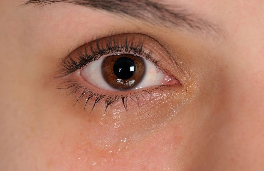 Does Crying Make Your Eyelashes Longer? Here’s the Truth!