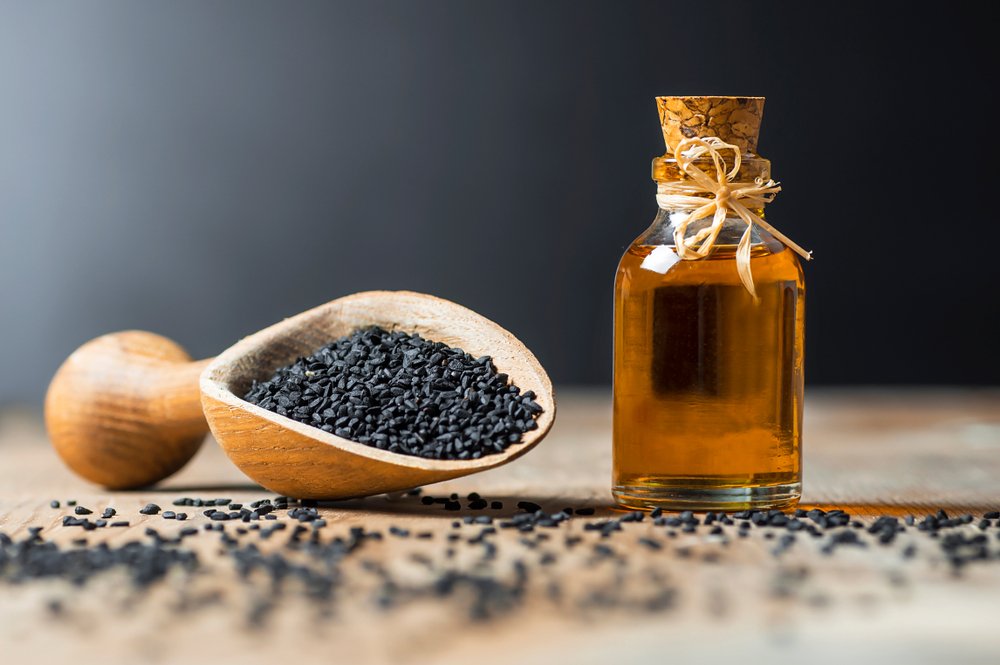 7 Powerful Beauty Benefits of Black Seed Oil 7 Powerful Beauty Benefits of Black Seed Oil